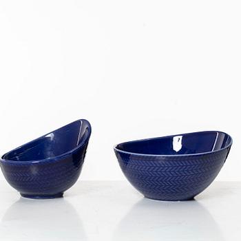 Hertha Bengtson, dinner and coffee service, 'Blå Eld', Rörstrand (63 pieces).