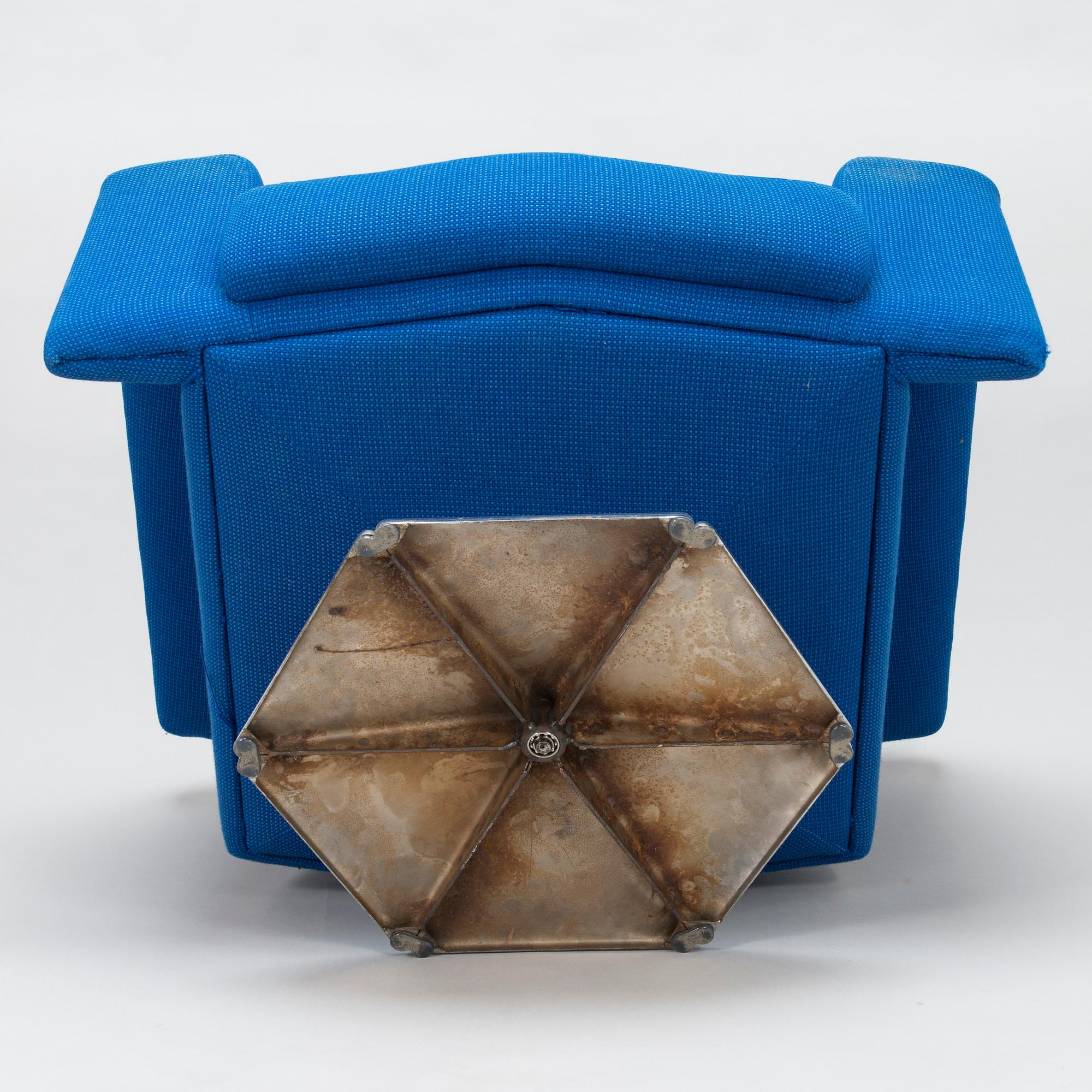 VOITTO HAAPALAINEN, nojatuoli "Prisma", Tehokalusto 1972.