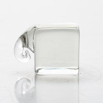 OIVA TOIKKA, lasiveistos, signeerattu Nuutajärvi Notsjö.