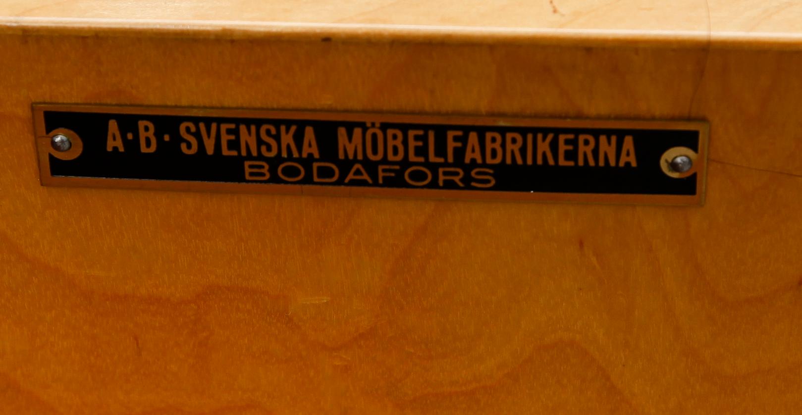 BOKHYLLA, 1900-talets mitt.