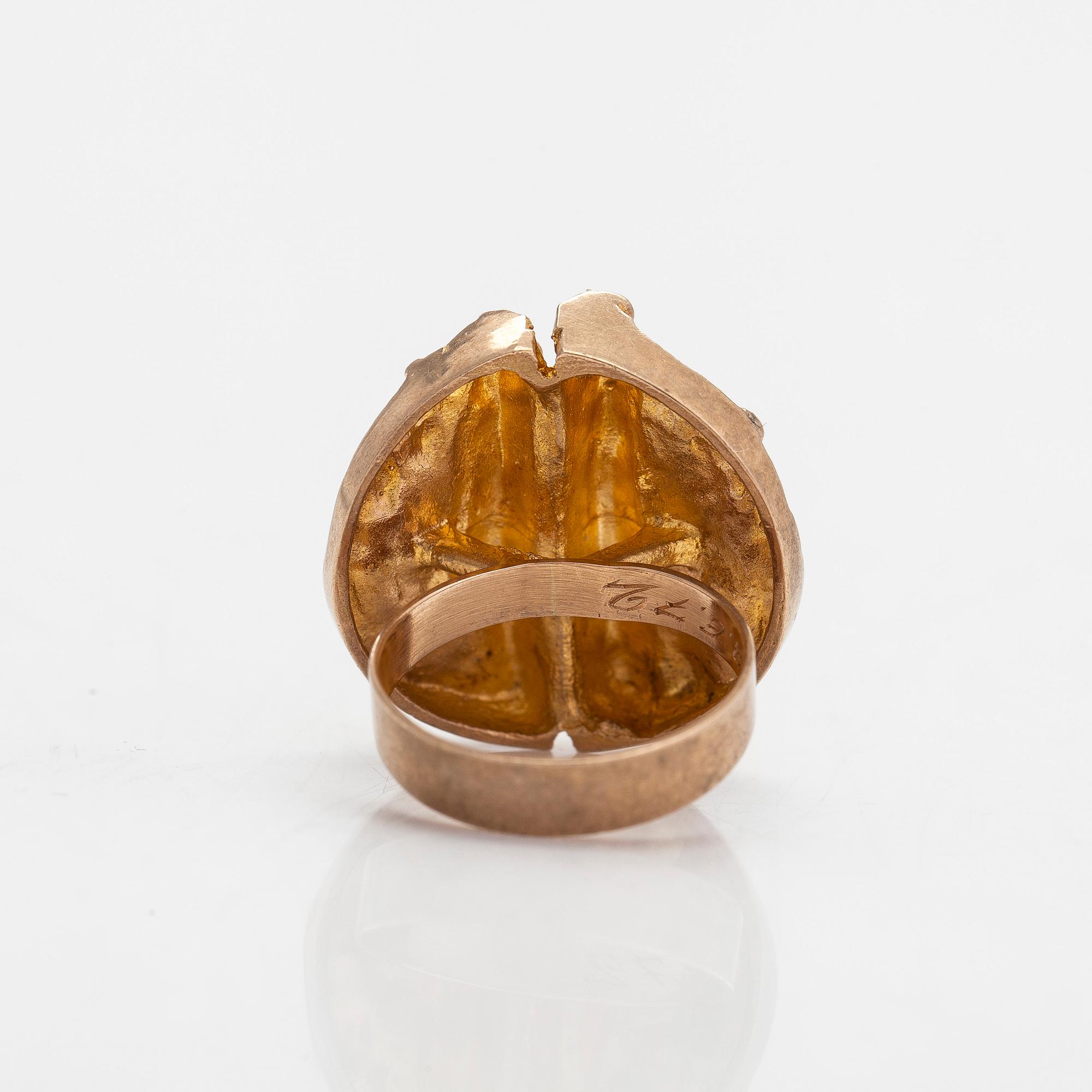 Sormus, 14K kultaa, Tammen Koru, Turku 1972.