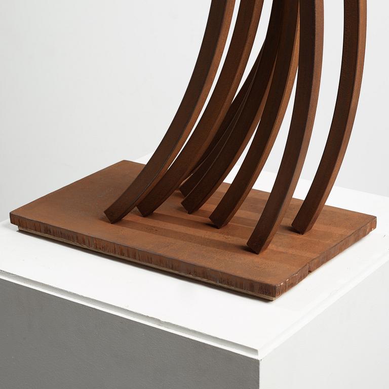 Bernar Venet, "83,5° Arc x 8".