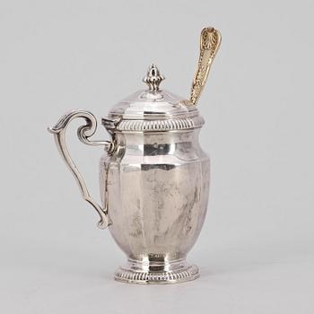 SENAPSKANNA, silver, Frankrike, 1900-tal. Vikt ca 164 g.