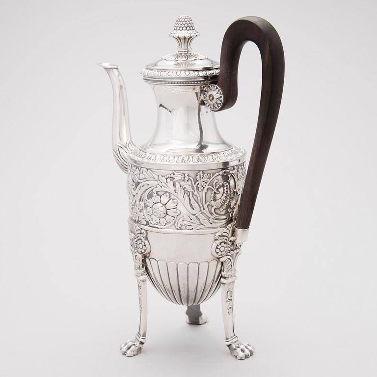 A SWEDISH EMPIRE COFFFE POT, silver, Adolf Zethelius, Stockholm 1831.