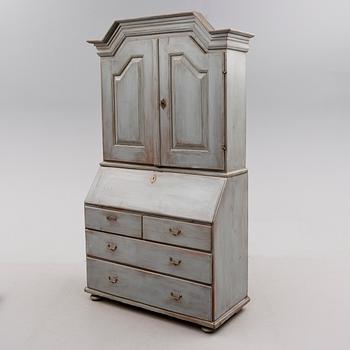 SKRIVSKÅP, 1700-talets andra hälft.