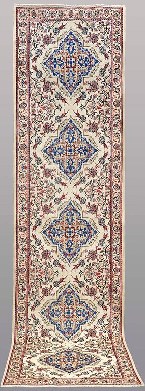 GALLERIMATTA, Nain s.k 9 LAA,  ca 380 x  97 cm.