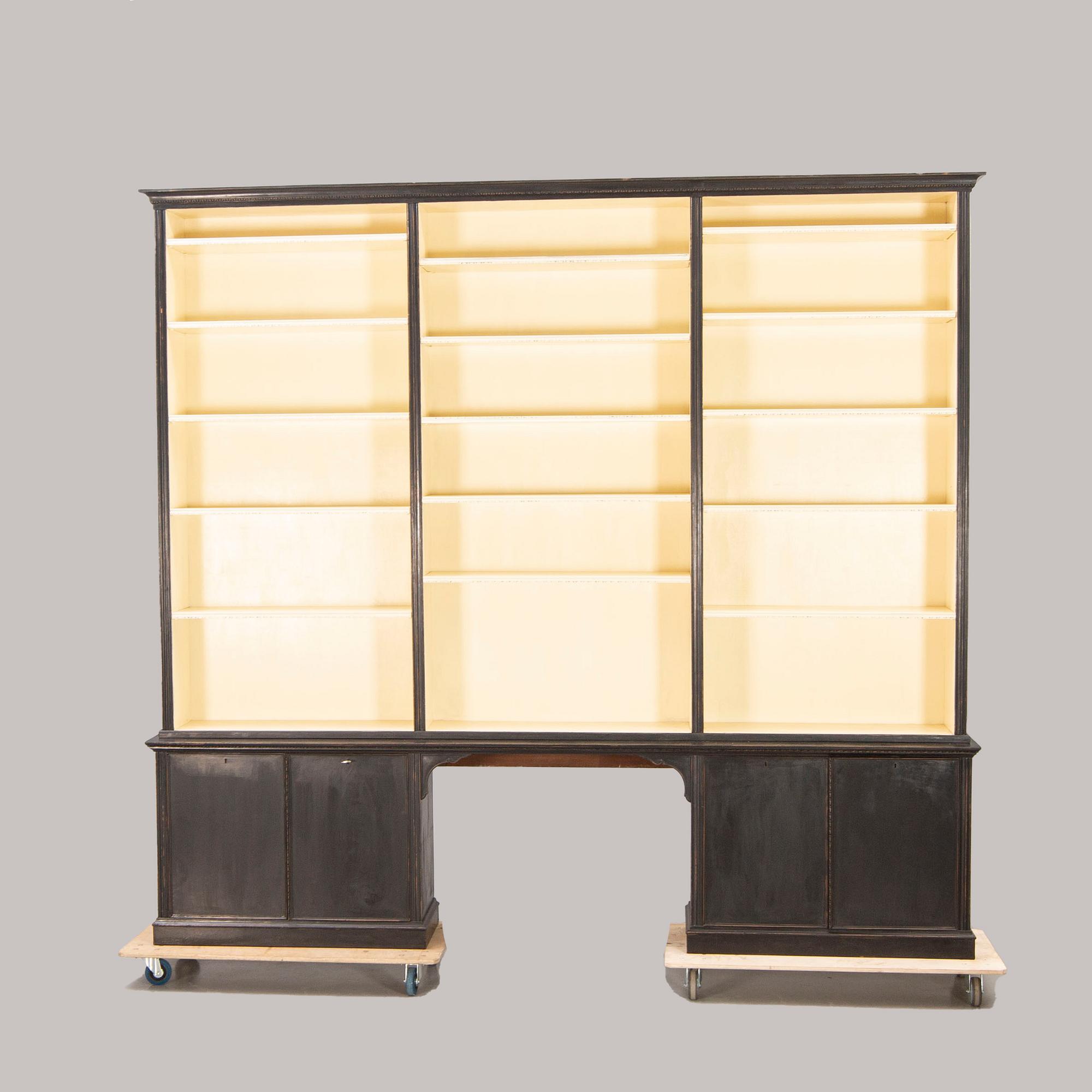 A painted display cabinet first half of the 20th century.