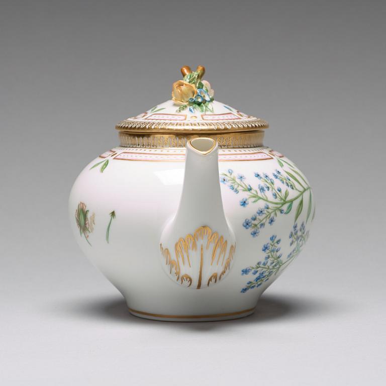 A Royal Copenhagen 'Flora Danica' tea pot with cover, Royal Copenhagen, Denmark, 20th Century.