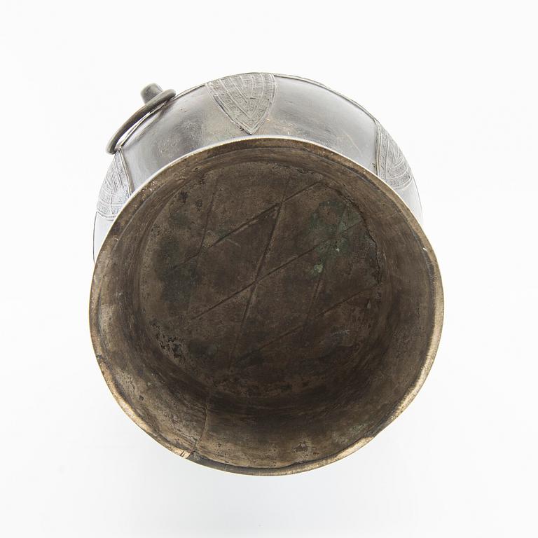 Vas Kina 16/1700-tal brons.