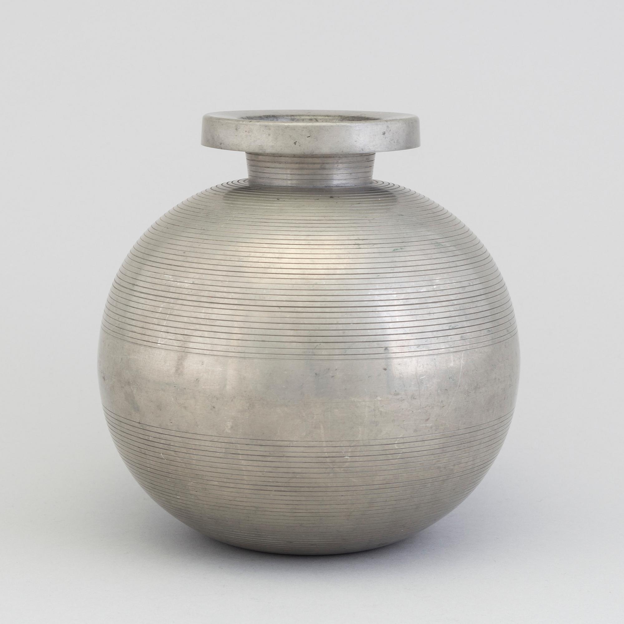 A Sylvia Stave pewter vase for CG Hallberg, Stockholm, 1933.