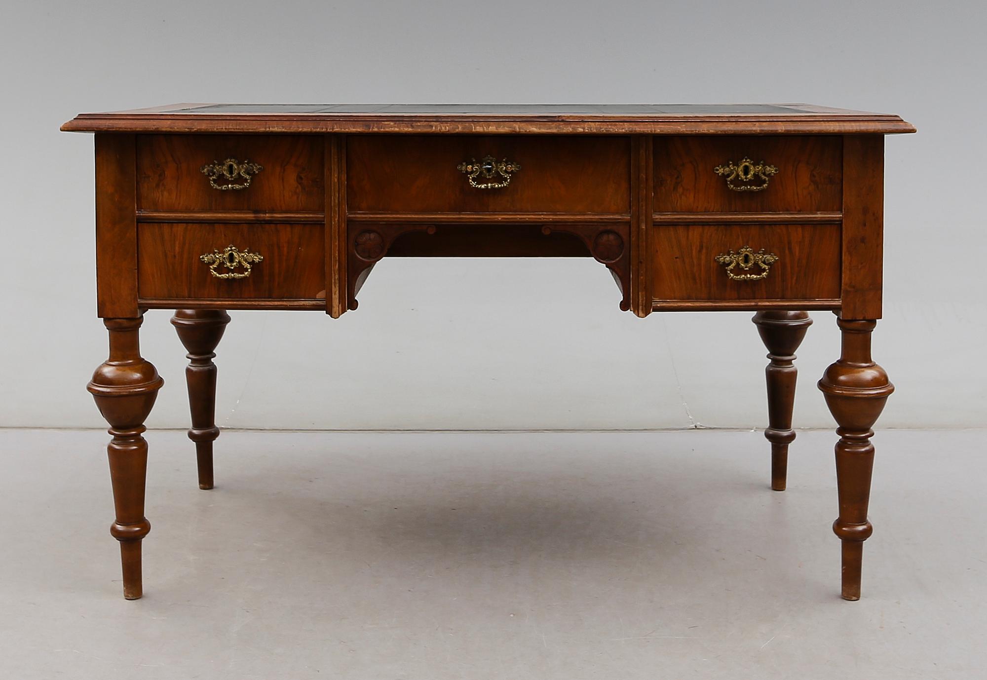 SKRIVBORD, 1800-talets andra hälft.