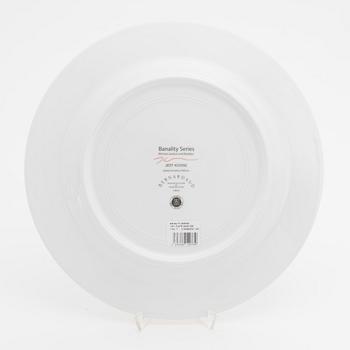 Jeff Koons, plate/multiple from the ed of 4500.