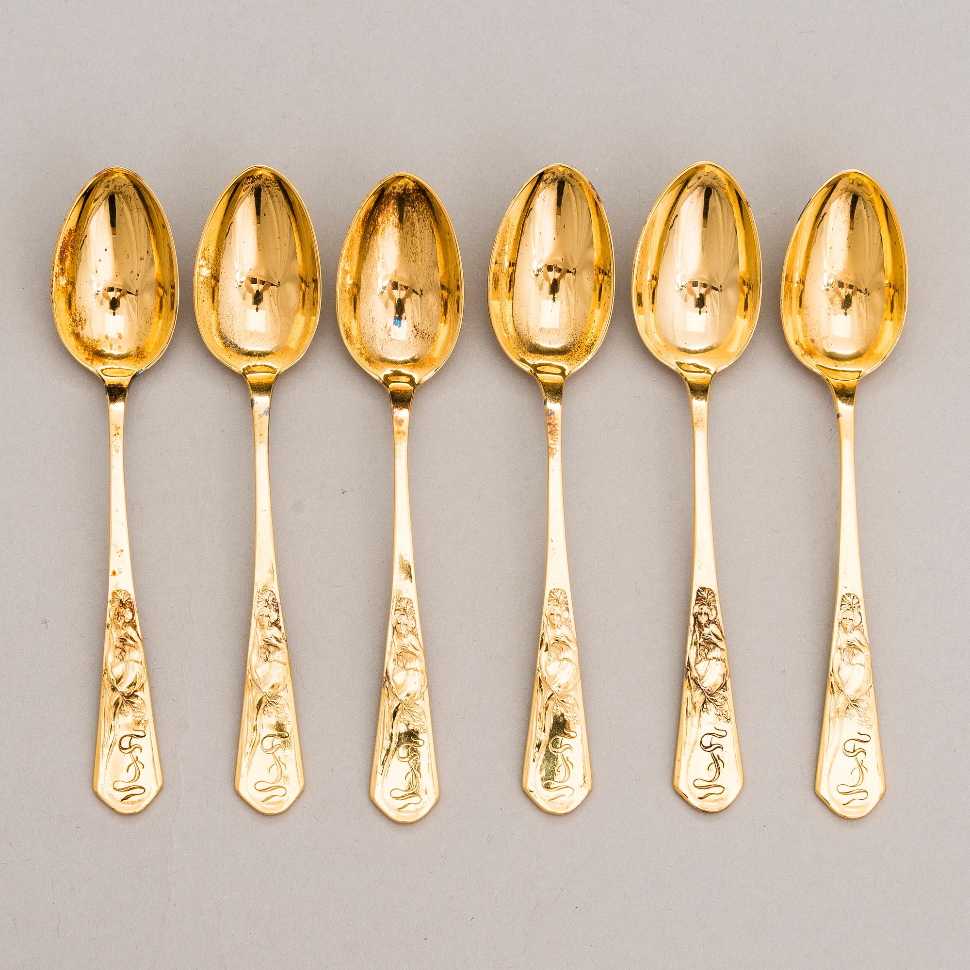 KAFFESKEDAR, förgyllt silver, stämplade Br. Grachev, S:t Petersburg, rysk importstämpel, tidigt 1900-tal. Originalask.