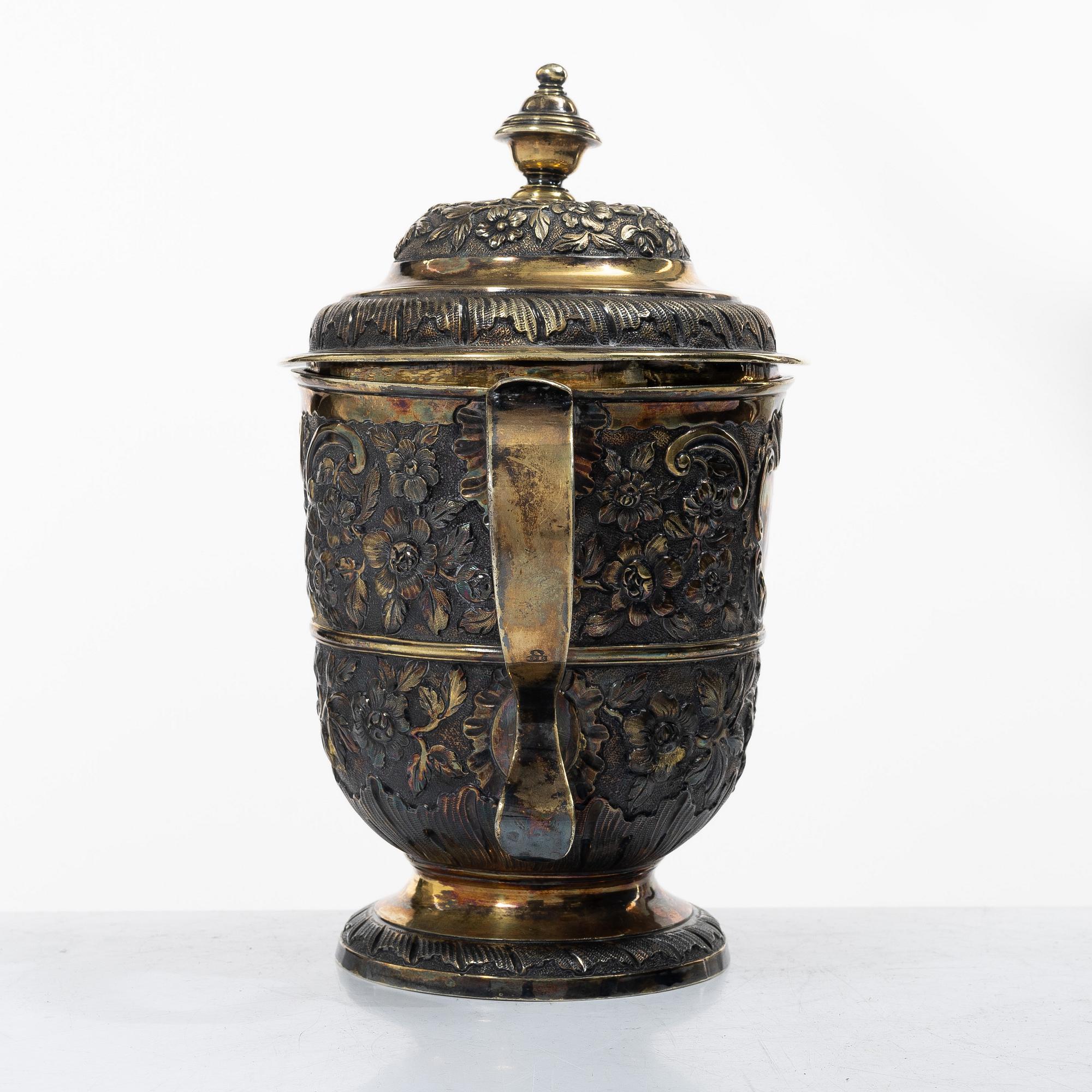 George Boothby, dryckeskanna, förgyllt silver, London 1725.