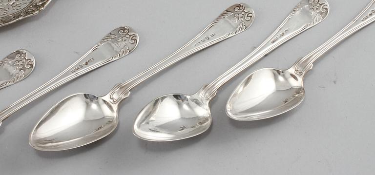 PARTI SILVER, 17 delar, mestadels Sverige, 1800/1900-tal.                Vikt exklusive del med glas 624 g.