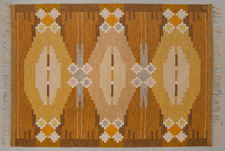 MATTA, rölakan, "Örbyhus", monogramsignerad IS (Ingegerd Silow). Ca 281 x 199 cm.