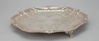SALVER, silver, England, London 1789. Vikt 1293g.