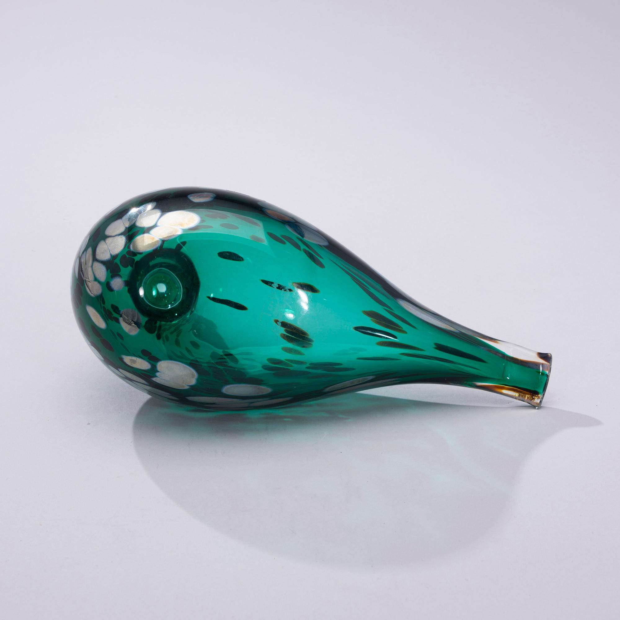 FIGURIN, 2 st, glas, signerad O. Toikka Nuutajärvi samt Oiva Toikka Nuutajärvi Notsjö.