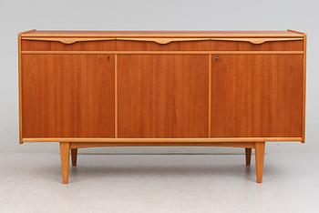 SIDEBOARD, Breo, Oderljunga, 1900-talets andra hälft.