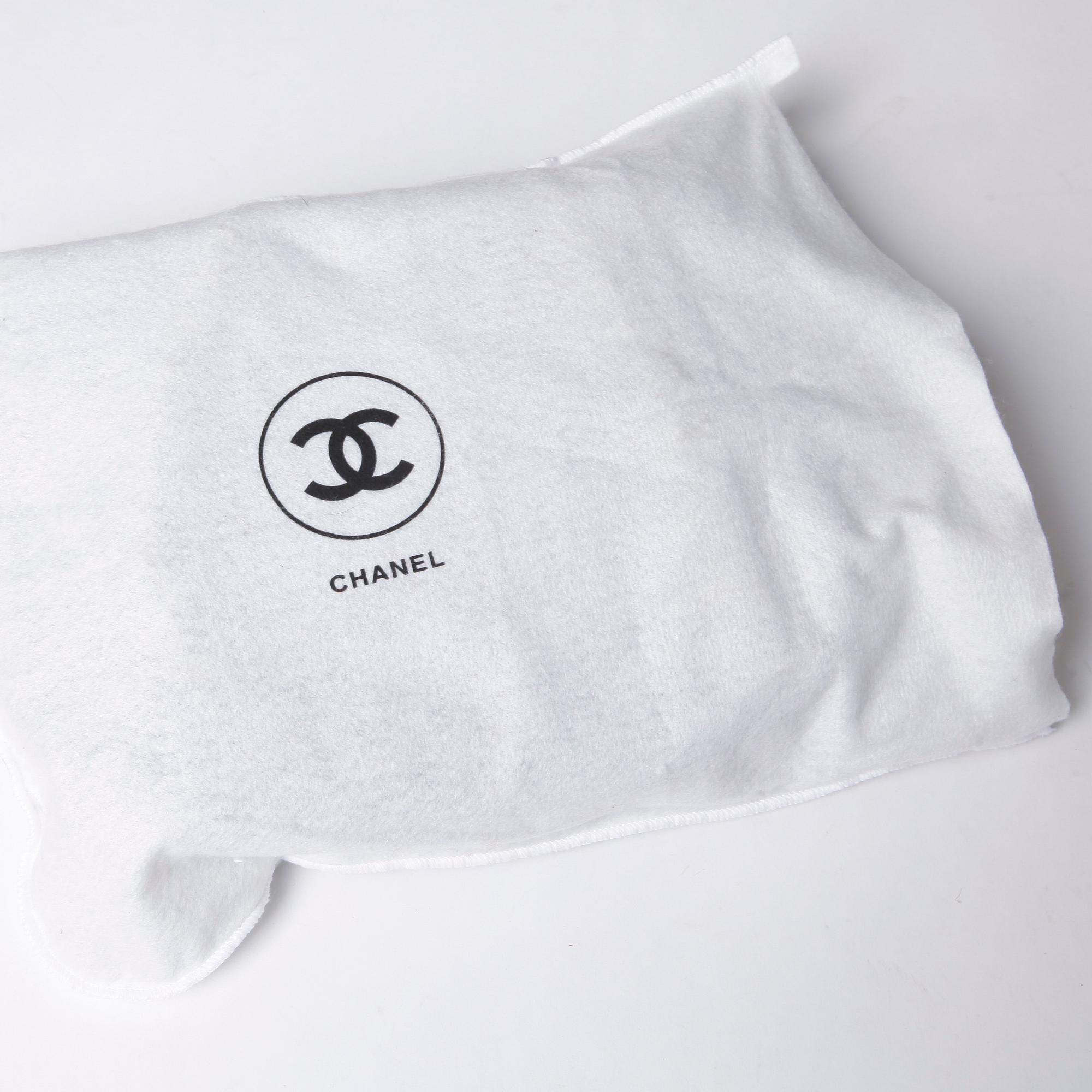 AXELREMSVÄSKA, Chanel.