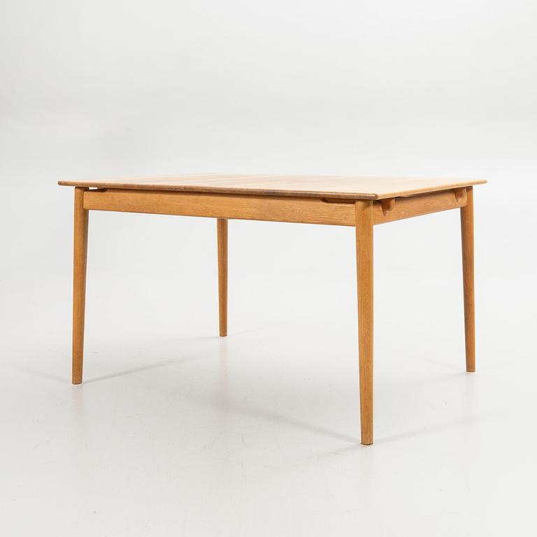 Nirvan Richter, dining table, Norrgavel.