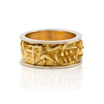 539. Arnaldo Pomodoro, a ring, 18K gold.