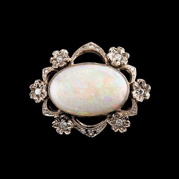 355. BROSCH, briljant- och 8/8 slipade diamanter ca 0.25 ct. Opal 22x15 mm. Stämplad KB Uppsala 1964. Vikt 9,3 g.