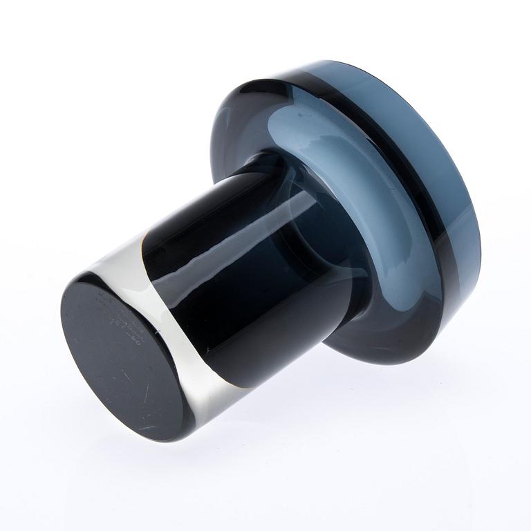 VAS, glas, modell "KF 260", signerad K. Franck Nuutajärvi Notsjö -60. Formgiven 1959.