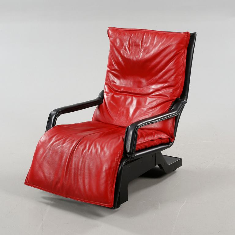 An easy chair, model Cobra, designed by Giuseppe Zani for Zani, Collezione Poltrone in Italy, late 20th century.