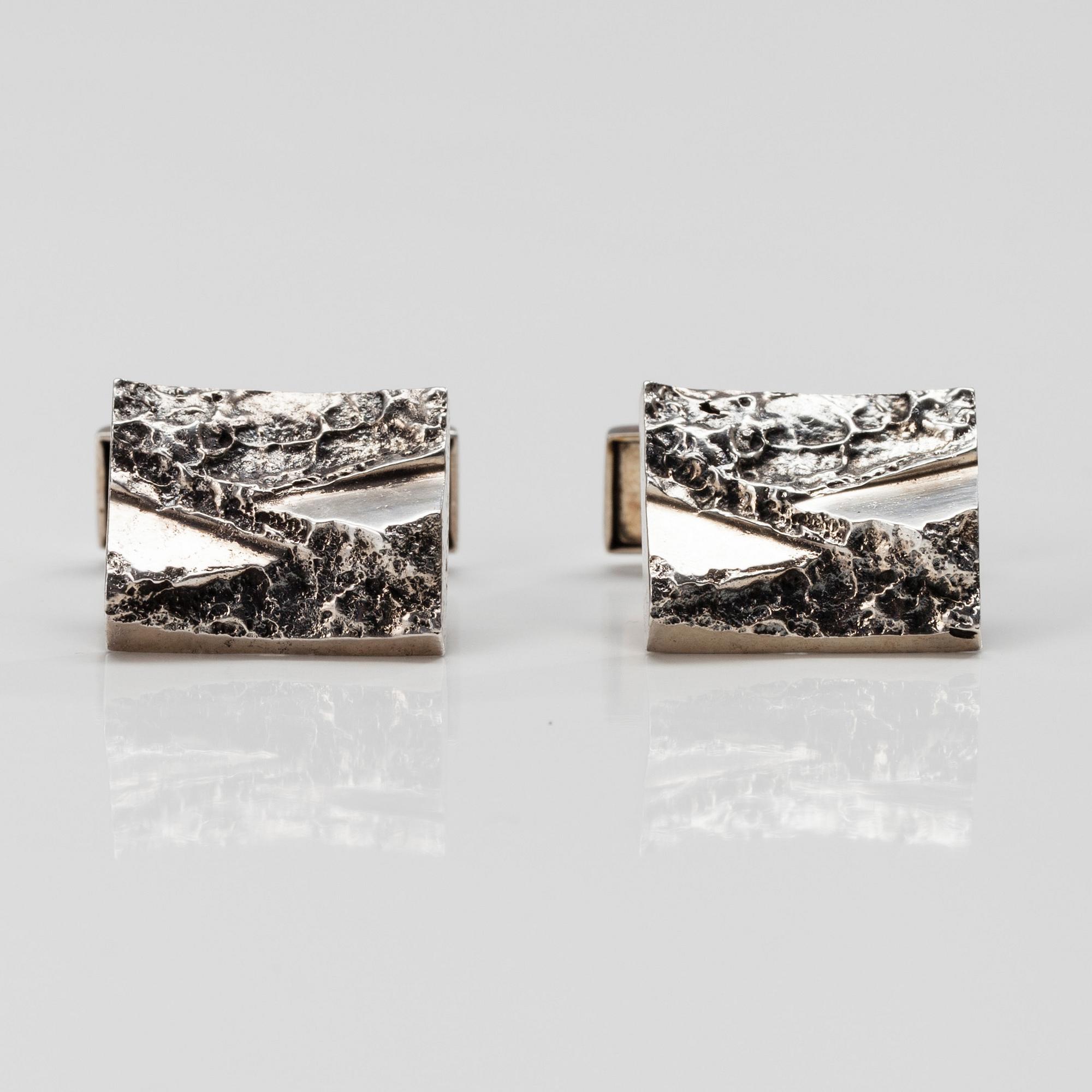 MANCHETTKNAPPAR, silver, finska stämplar OÖG, 1997.