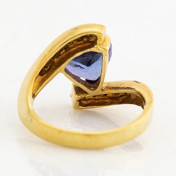 Tanzanite and brilliant cut diamond ring.