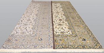 A carpet, Kashan, ca 500 x 347 cm.