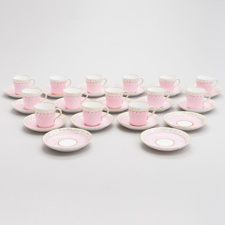 A Russian 18-piece coffee set in porcelain from M.S. Kuznetsov, manufactured in Riga, Russia 1864-1880.
