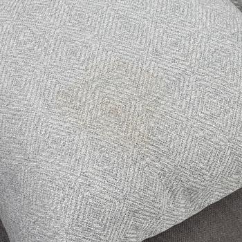 Arild Alnes, 'Everest' sofa, Brunstad, 2017.