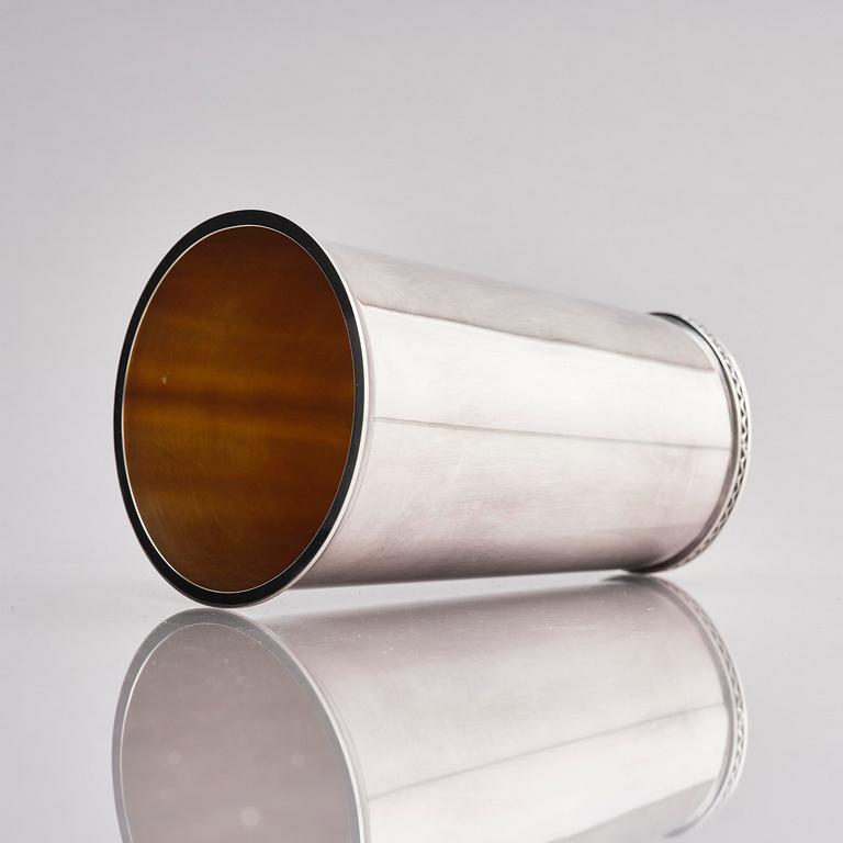 A sterling silver beaker, mark of Tore Eldh, Ceson, Gothenburg, Sweden 1972.