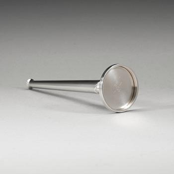 A Harald Nielsen sterling orchid vase, Georg Jensen, Copenhagen 1945-77.