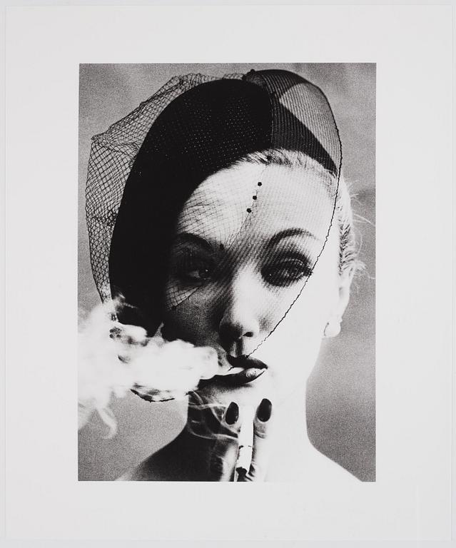 William Klein, "Smoke + Veil, Paris 1958 (Vogue)".