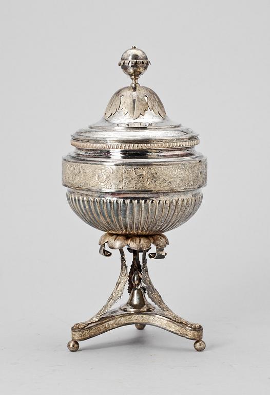 SOCKERSKÅL, silver, empire, Gustaf Forsström, Åbo 1837. Vikt ca 680 gram.