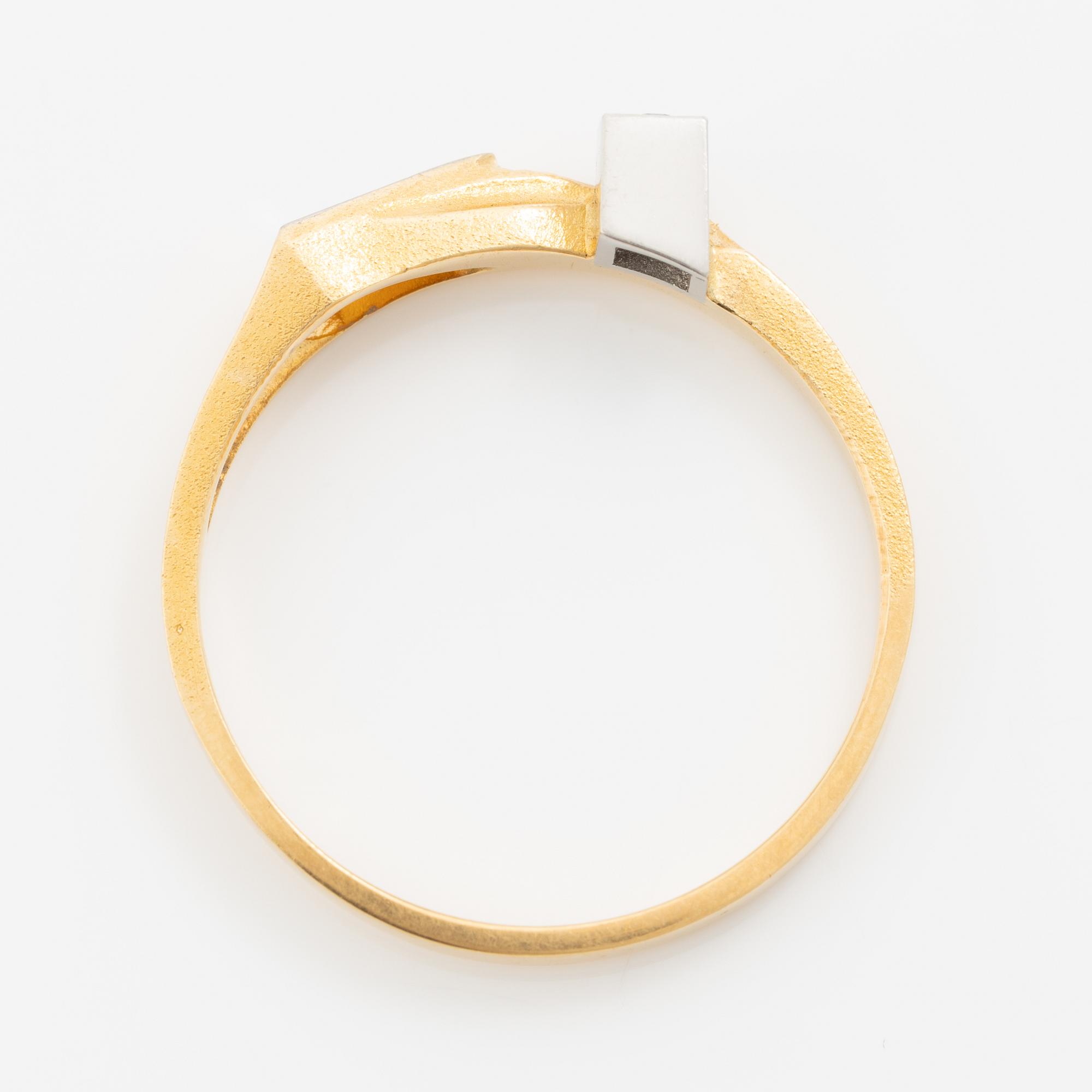 Lapponia, ring, 18K gold with a round brilliant-cut diamond, Finland 1980.