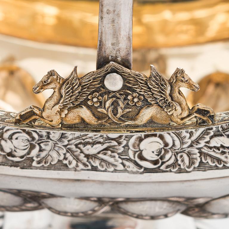 A parcel-gilt silver sweetmeat basket, maker's mark of Elias Modig (1795-1834), Saint Petersburg, Russia 1829.