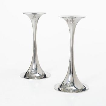 Tapio Wirkkala, Candlesticks, a pair, silver, Kultakeskus Oy, Hämeenlinna 1968-1969.