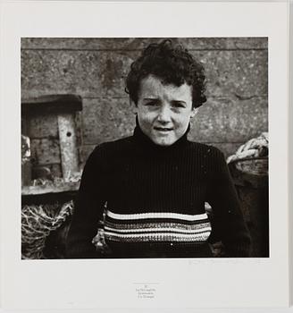 Pentti Sammallahti, "Irlantilainen Kuvasalkku - An Irish Portfolio".