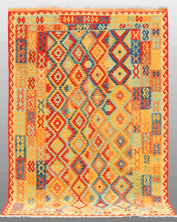 A carpet, kilim 287 x 198 cm.