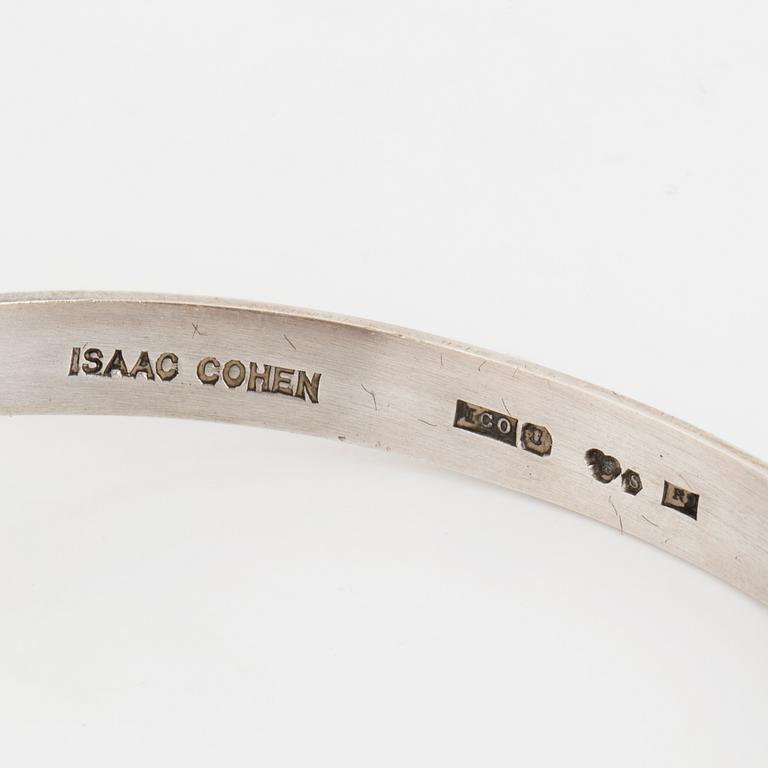 ISAAC COHEN, armring, silver och bergkristall, Galerie 22:an, Stockholm, 1967.