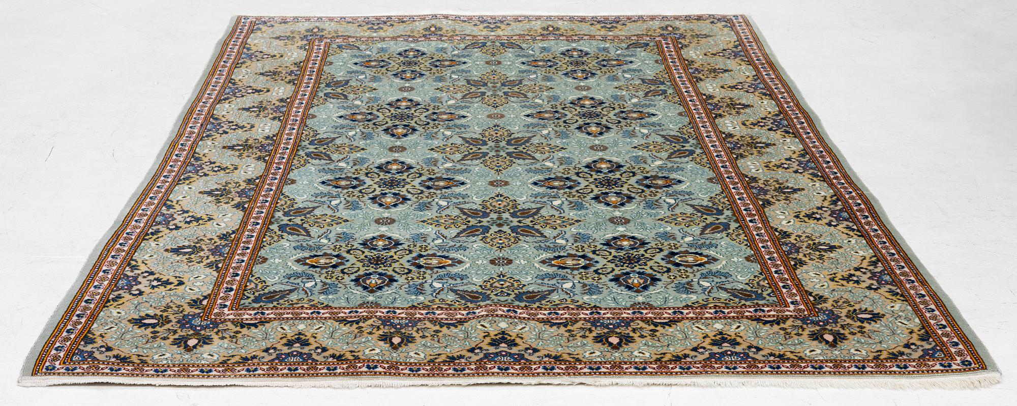 Matta, Keshan, ca 210 x 135 cm.