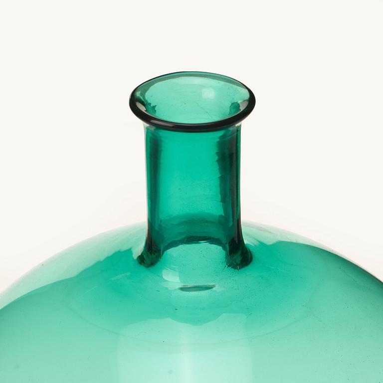 Yoichi Ohira, a glass decanter, De Majo, Murano, Italy 1996.