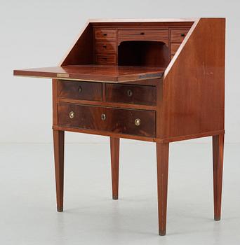 SEKRETÄR, gustaviansk stil, tidigt 1900-tal.