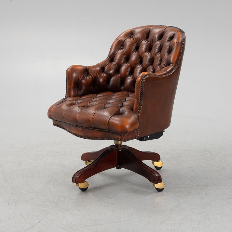 Skrivbordsstol, England, 1900-talets senare del.