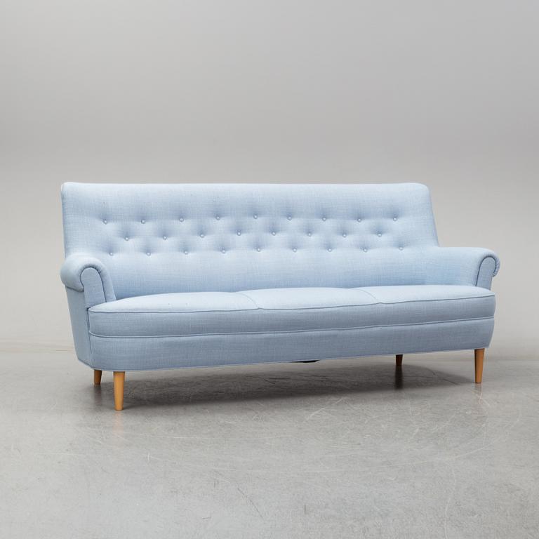Carl Malmsten, a 'Hemmakväll' sofa, AB O.H. Sjögren 2014.