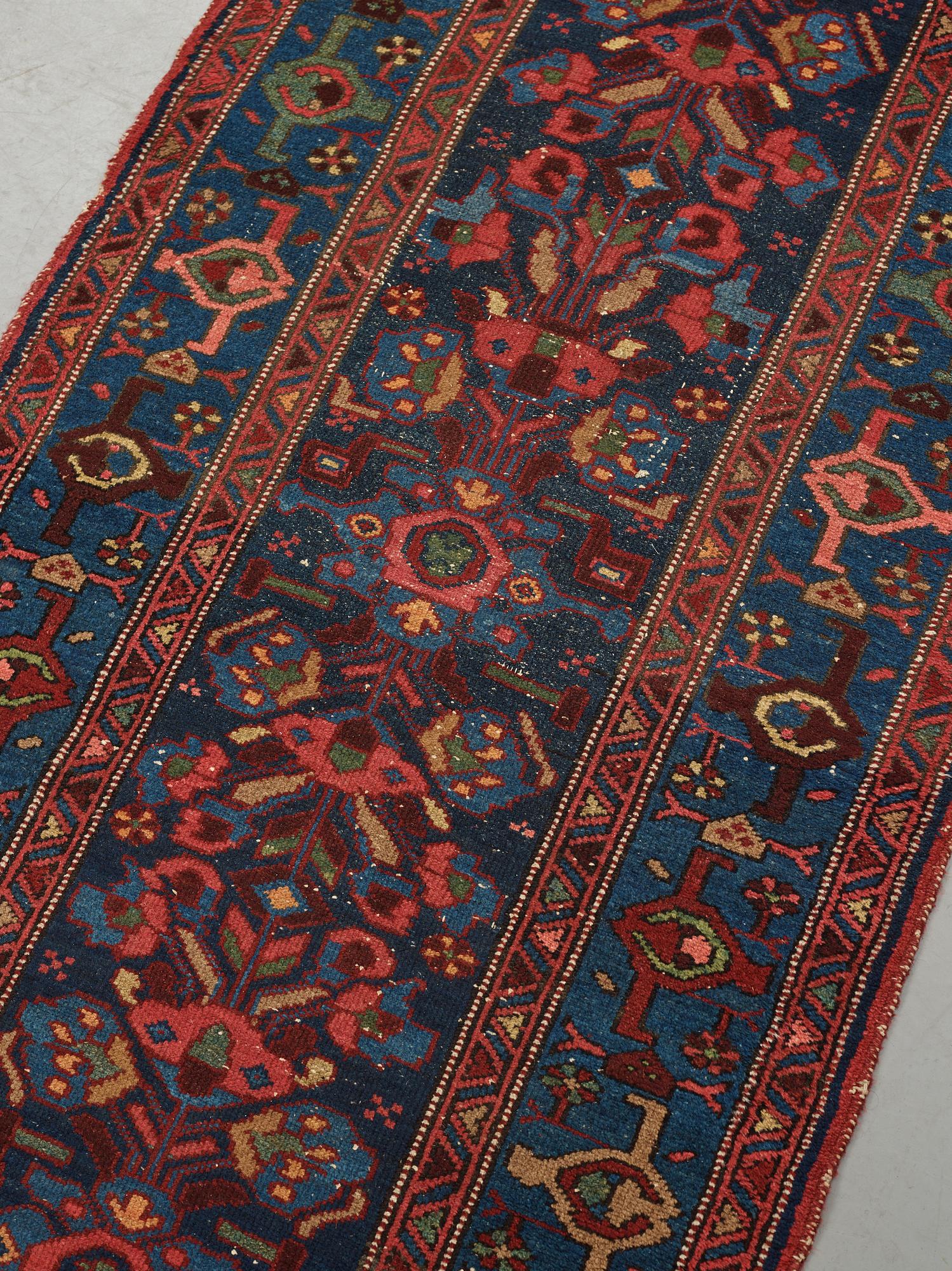 Gallerimatta, semiantik,  Chahar Mahal va Bakhtiari, sannolikt, ca 295 x 84 cm.
